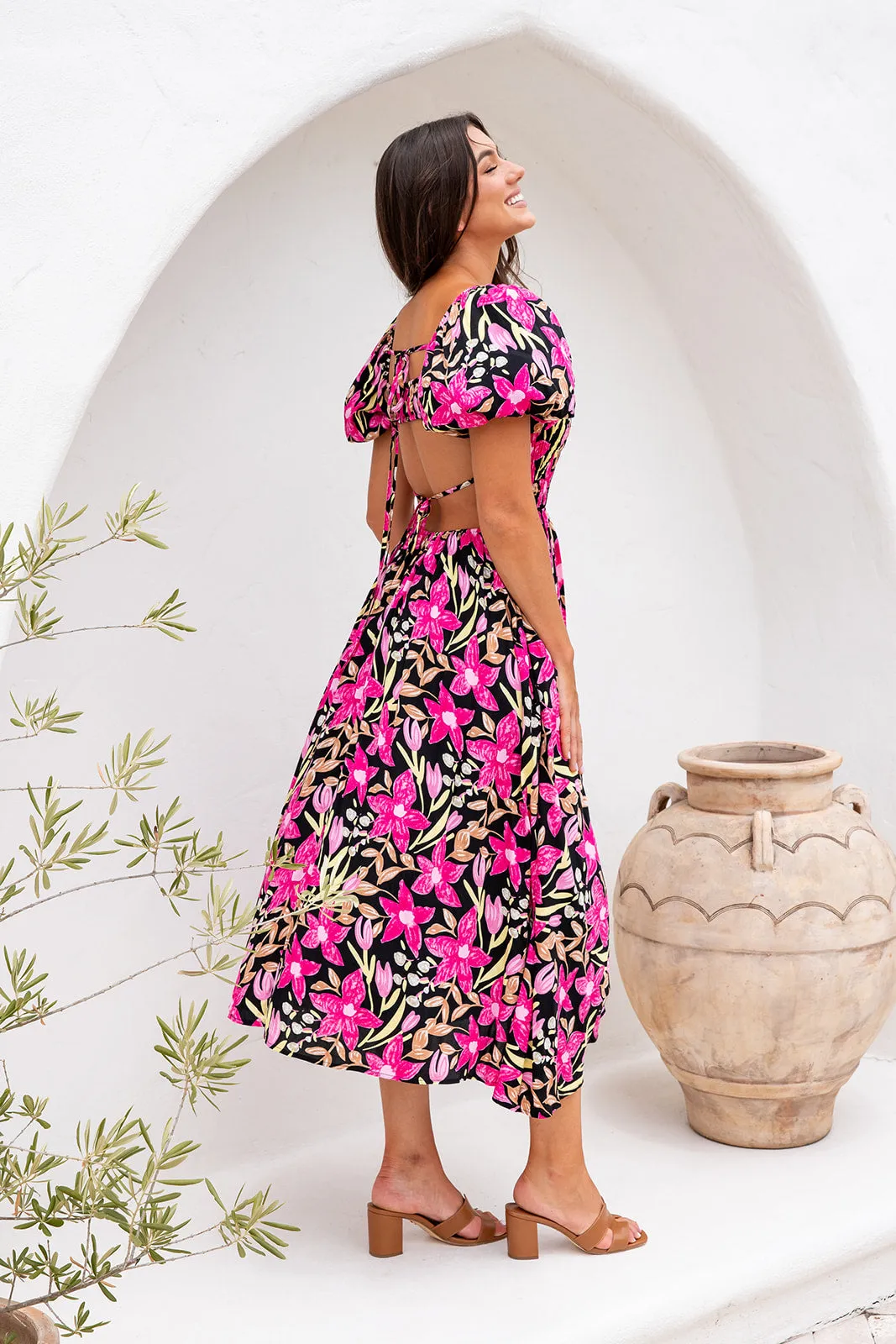 Essence Midi Dress -Black Floral