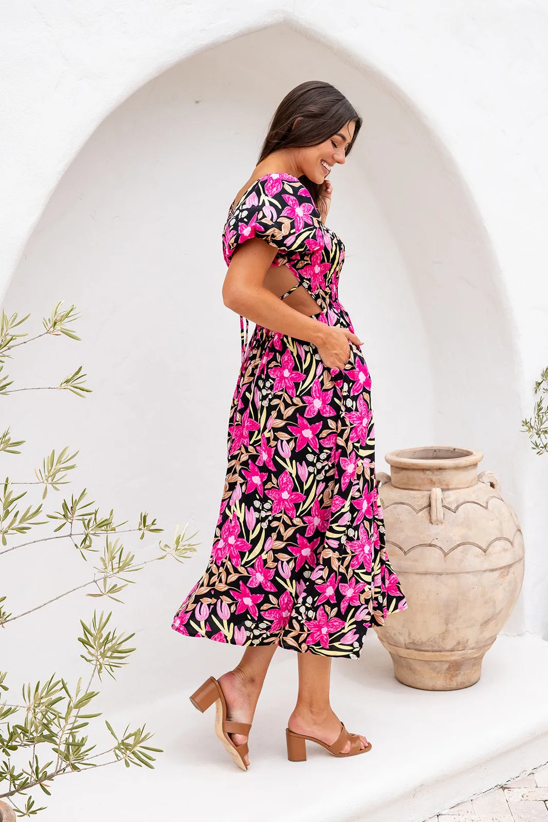 Essence Midi Dress -Black Floral