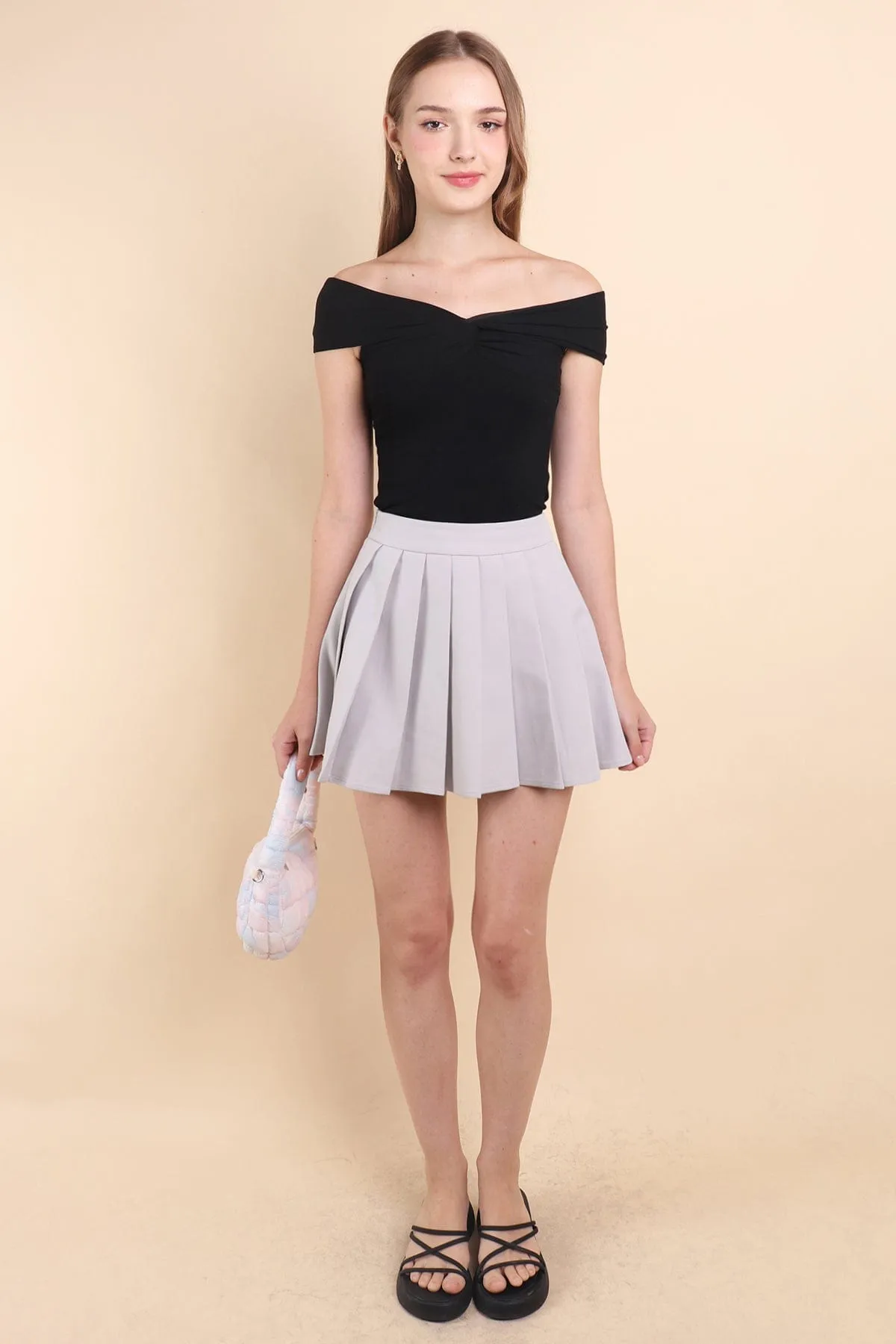 KERRA TWIST KNOT TOP IN BLACK