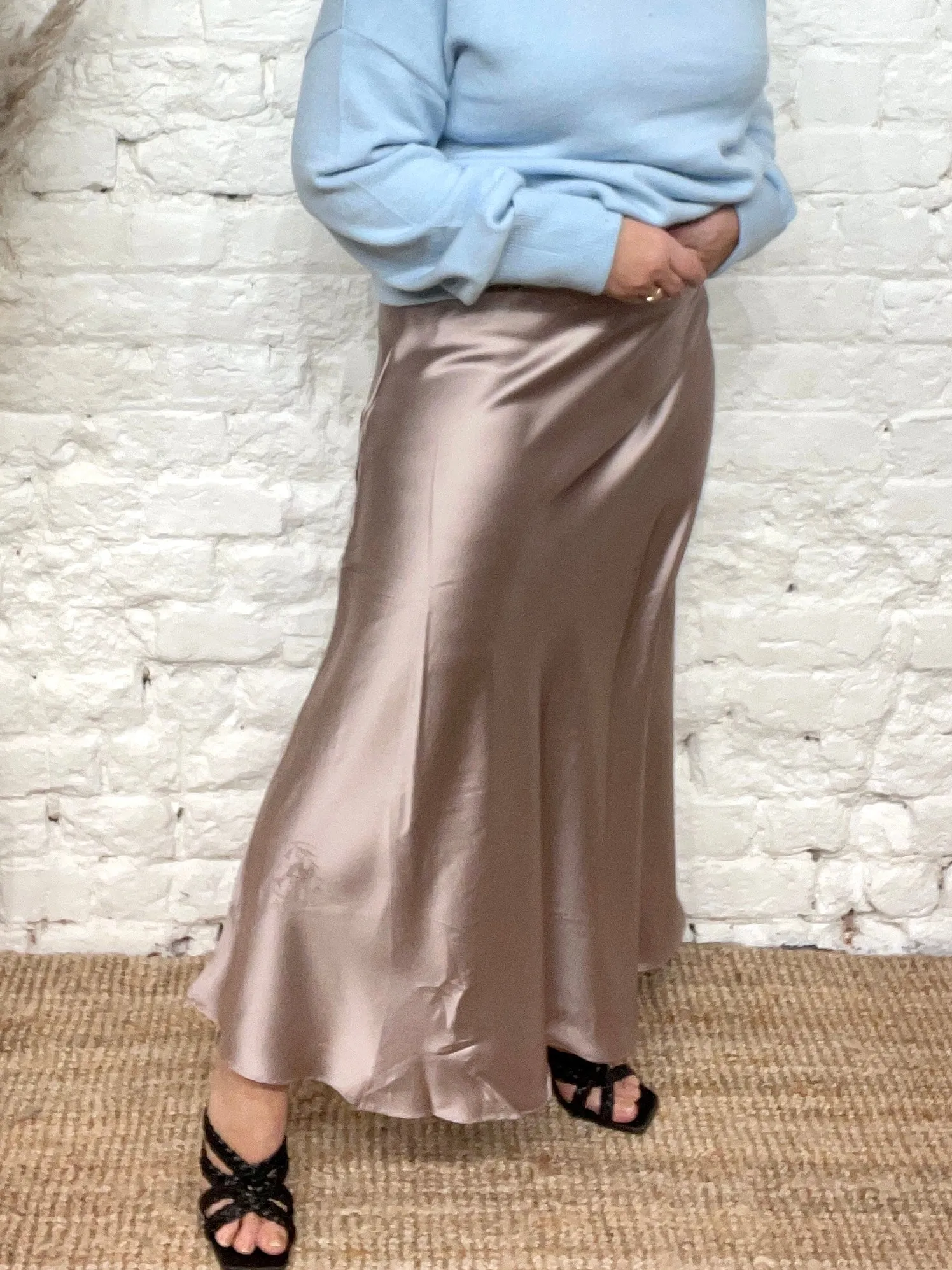 Malissa J A line Satin long Skirt