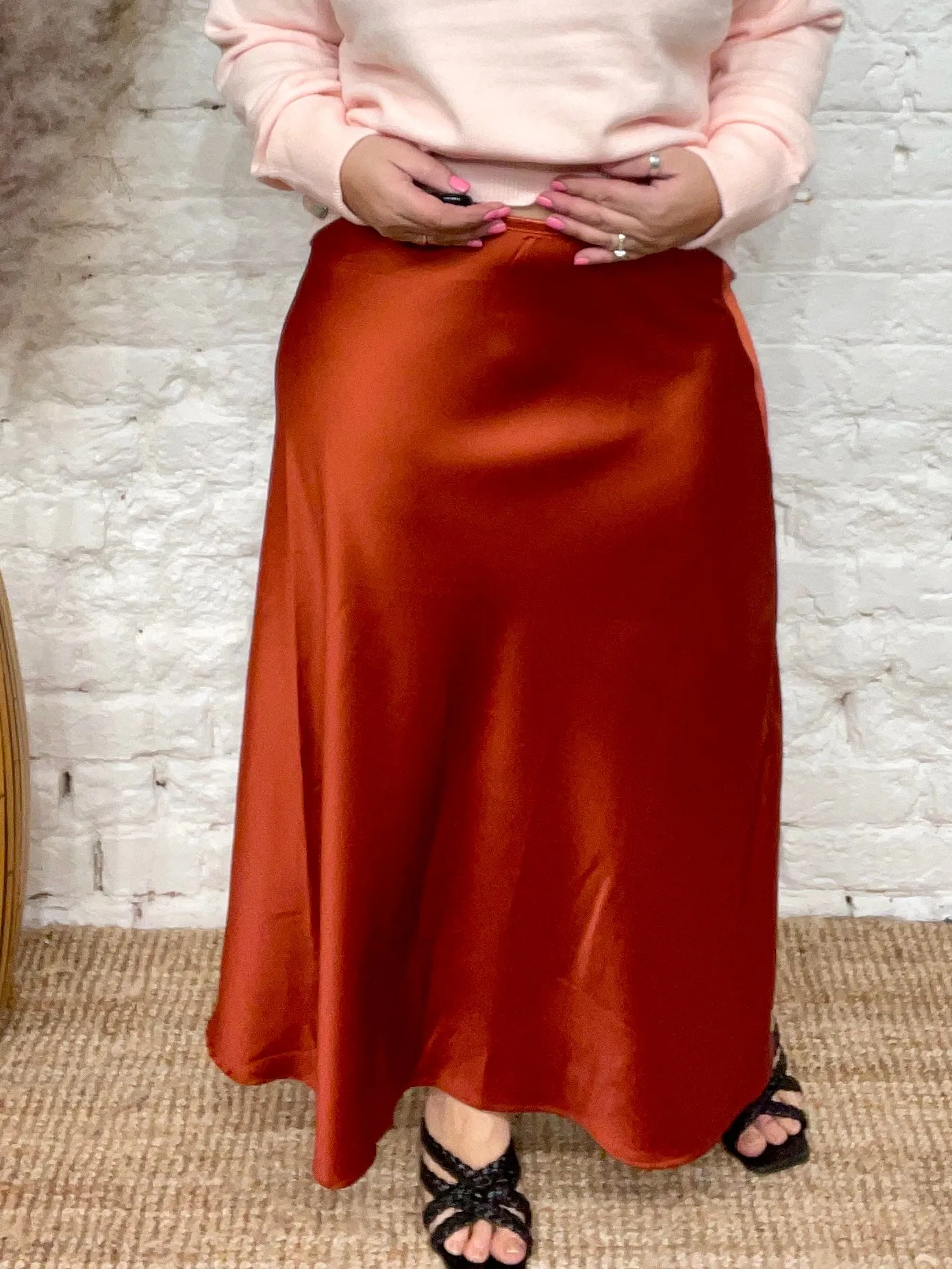 Malissa J A line Satin long Skirt
