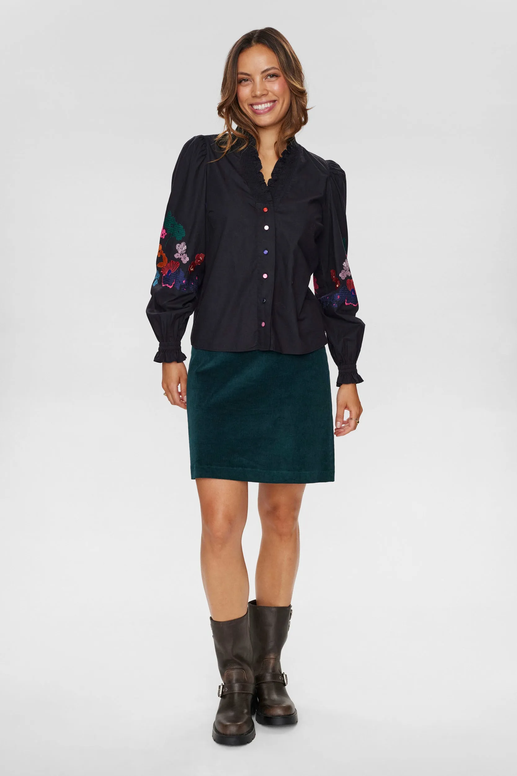 Numph Nujasmine Shirt in Caviar